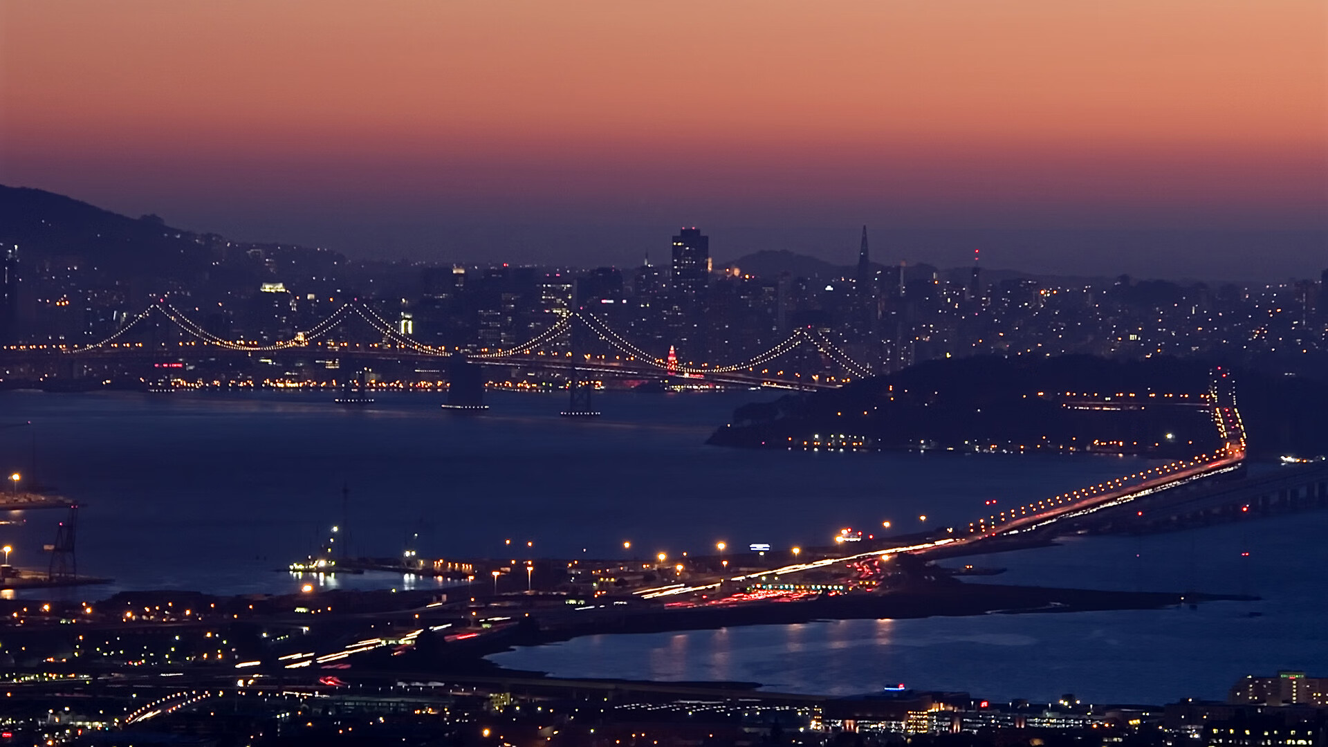 中国女篮比赛中多点开花 进攻火力十足,中国女篮打球